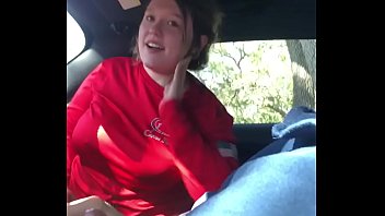 Hot slut blows Arabian cock in car